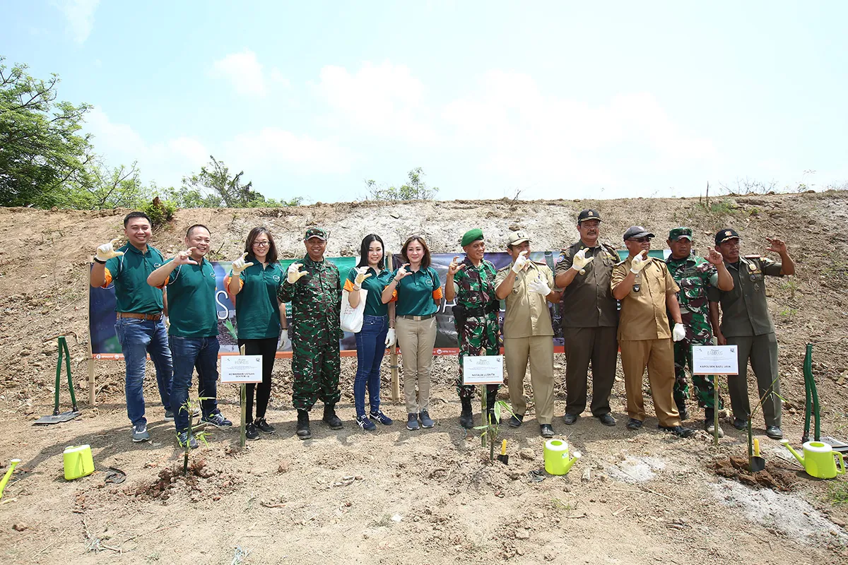 MPM Group Tanam Ribuan Bambu di Sepanjang 4KM Pesisir DAS Citarum