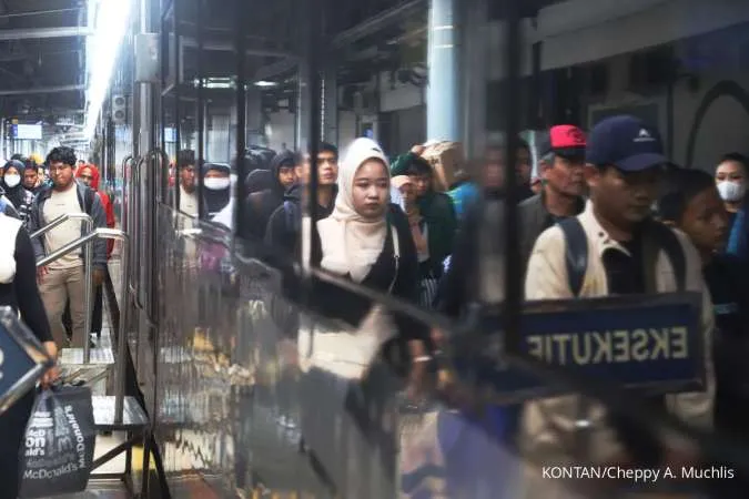 Rencanakan Lebih Awal, Tiket Kereta untuk Libur Nataru Sudah Bisa Dipesan