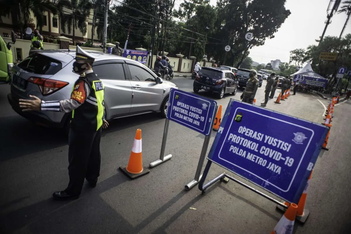 Inilah cara Komite Covid-19 untuk kendalikan kasus corona Covid-19 di 8 provinsi