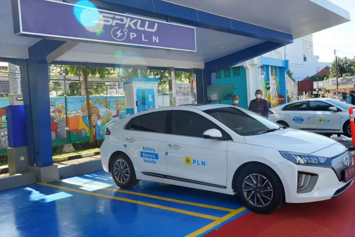 Bagi Pemudik Kendaraan Listrik, PLN Operasikan 126 SPKLU di 48 Kota
