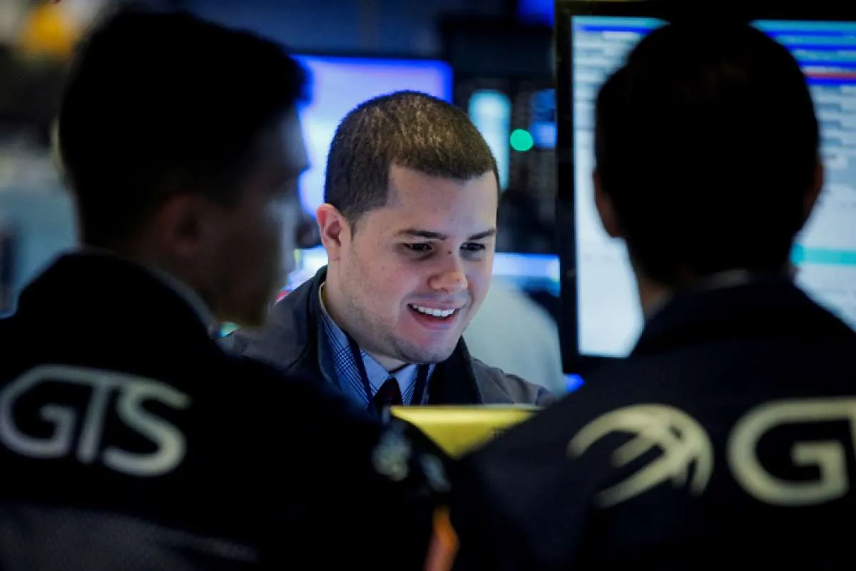 Wall Street dibuka berseri setelah komentar Donald Trump 