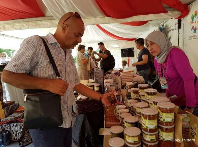 Jadi Pionir Rendang Dalam Kemasan, Uninam Jual Rendang Sampai ke Rusia