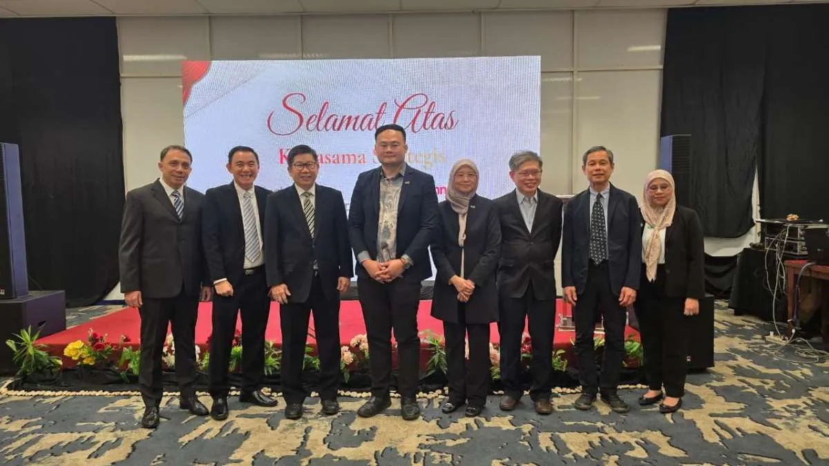 Bhinneka Life Jalin Kerja Sama dengan Kuching Specialist Hospital