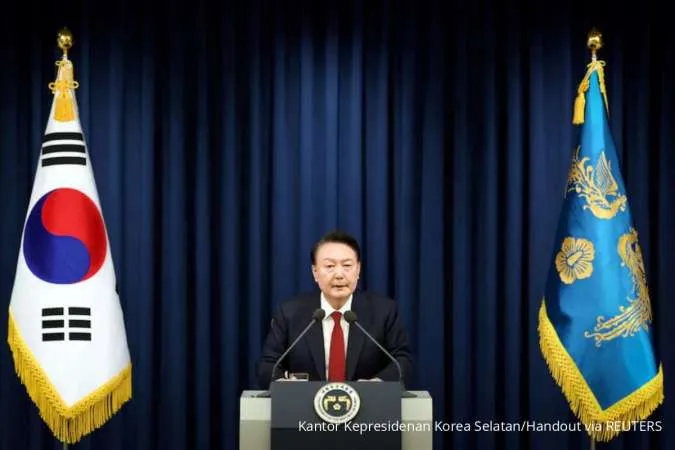 South Korea Court Issues Arrest Warrant for President Yoon