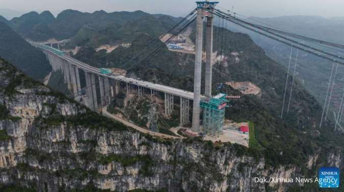 Huajiang Canyon Bridge, Jembatan Tertinggi Dunia Siap Dibuka Tahun Ini
