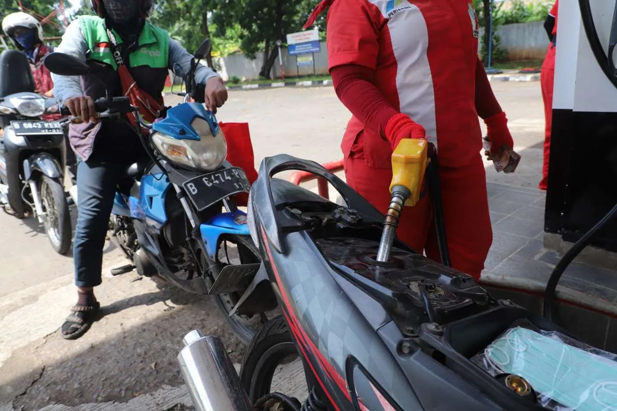 BBM Ron rendah seperti premium sudah tak sesuai dengan standar global 