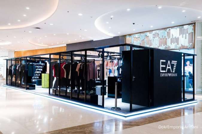 EA7 Emporio Armani Hadirkan Pop-Up Store Eksklusif di Central Park Mall