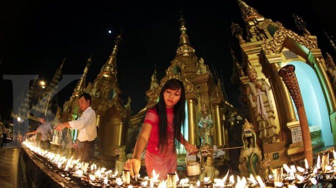 Pertama kali, Burma berpesta pergantian tahun