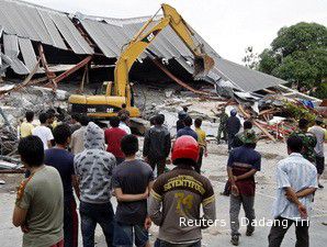 Estimasi Kerugian Ekonomi Gempa Padang Mencapai Rp 821 M