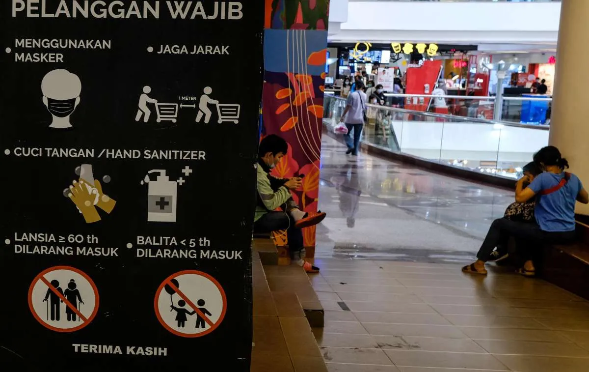 Kasus Covid-19 melonjak lagi, akan turunkan minat konsumen untuk belanja