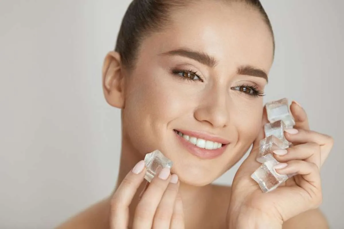 6 Manfaat Es Batu untuk Wajah yang Wajib Dicoba