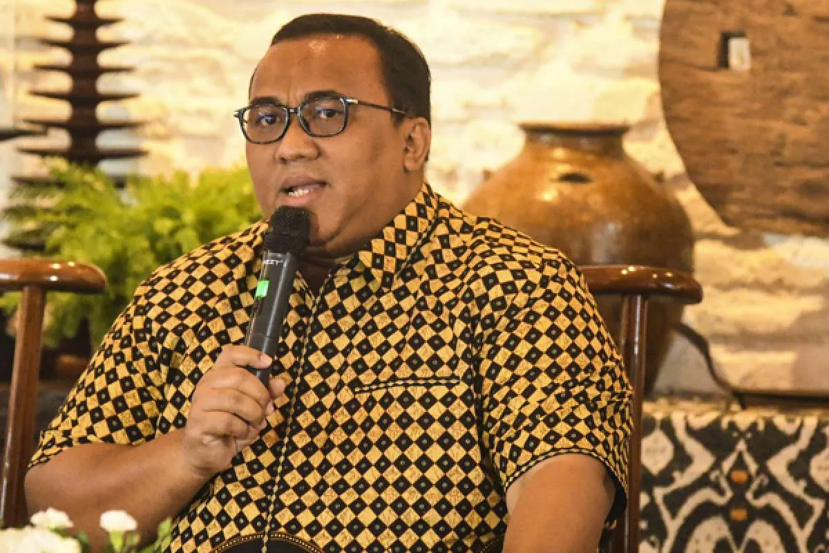 Buruh tuntut pemerintah bahas revisi UU Ketenagakerjaan bersama