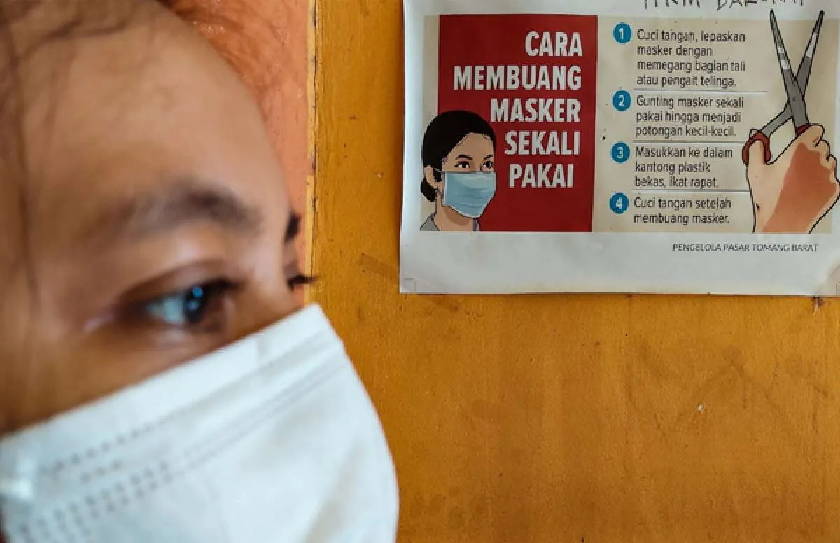 Jokowi Longgarkan Pemakaian Masker di Ruang Terbuka, Begini Tanggapan IDI
