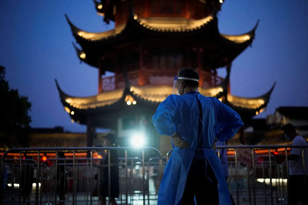 Kasus Covid-19 Melonjak, Jutaan Penduduk di China Masih Terkunci