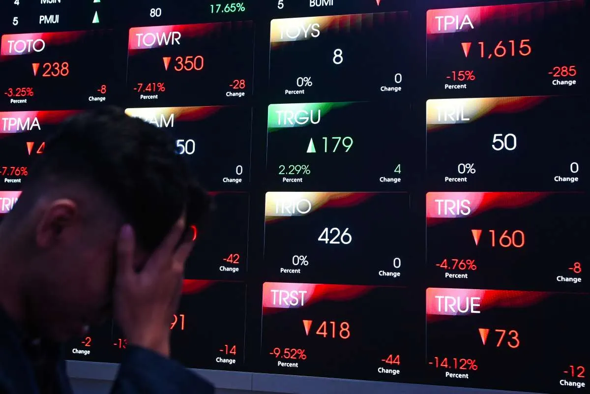 Dana Asing Lanjutkan Net Sell Saat IHSG Terjun Bebas ke 5.900 Hari Ini (3/6)