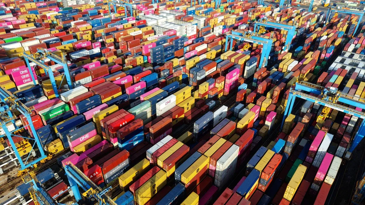 China Minta Masukan Soal Pemangkasan Tarif dengan AS, Bidik Perdagangan US$ 30 Miliar