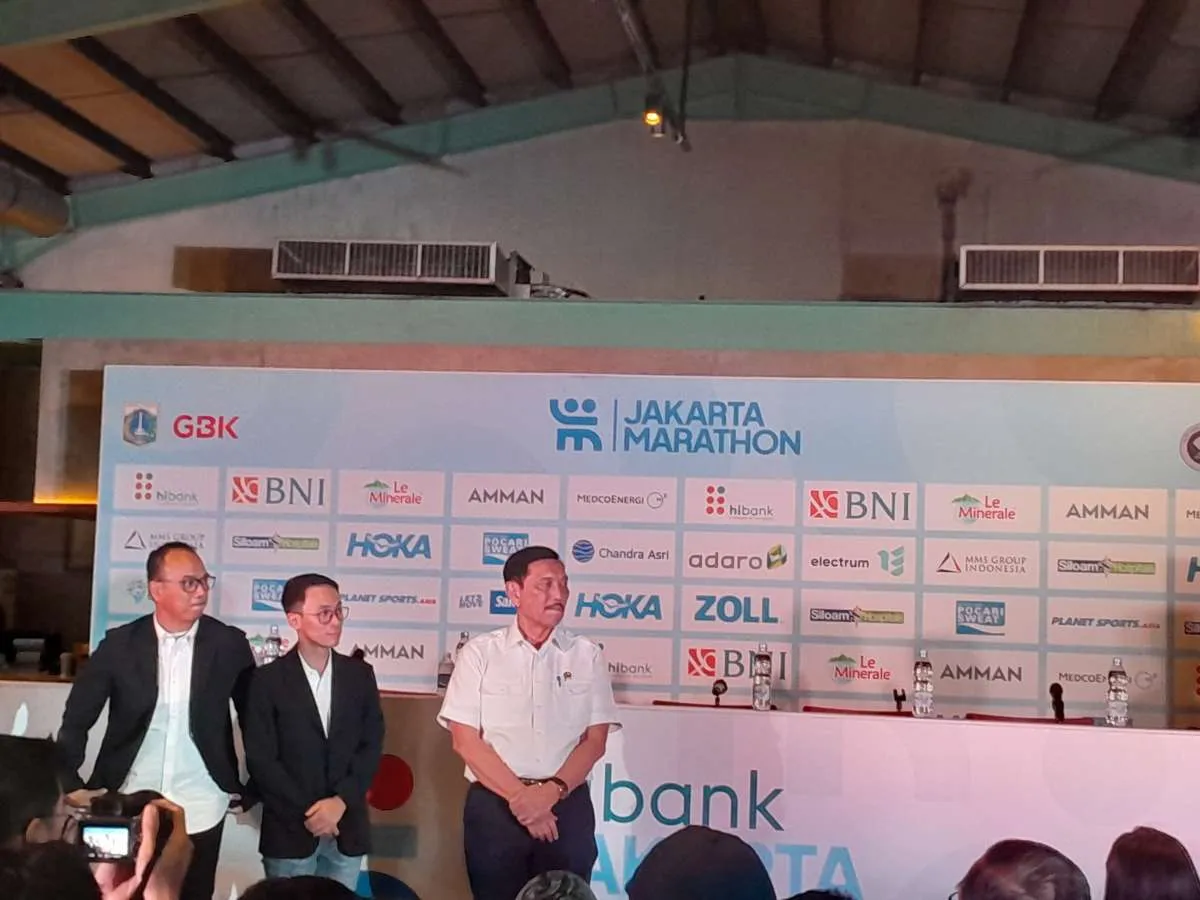 Menko Marves Luhut Optimis Industri Olahraga Maju Lewat Ajang Jakarta Marathon 2023
