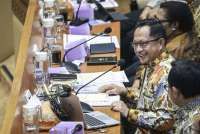 Mendagri Instruksikan Kepala Daerah Aktifkan Kembali Pos Ronda