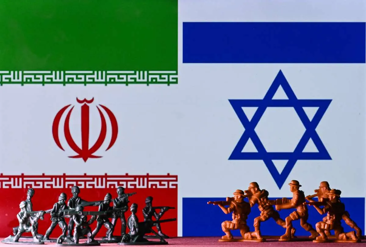 Konflik Iran vs Israel Memanas, Intip Perbandingan Kekuatan Angkatan Udara Keduanya