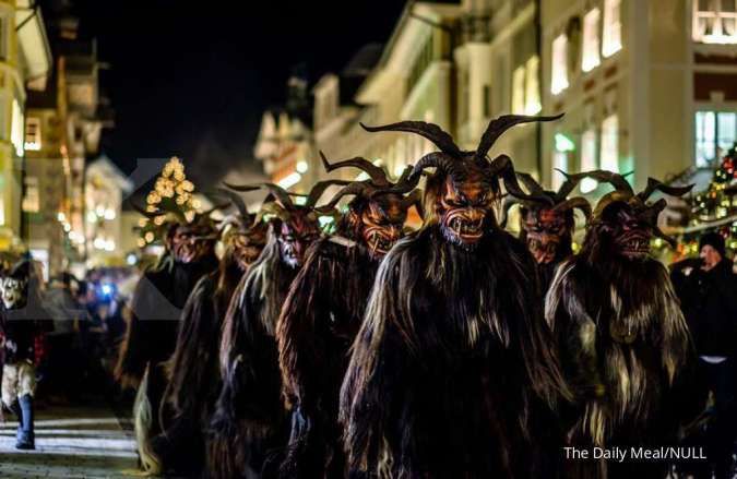 Tradisi perayaan Hari Natal yang unik di berbagai negara