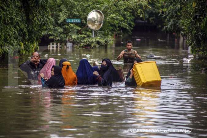 Waspada Bencana Sekitar Jakarta Ini, Simak Peringatan Dini Cuaca Besok Hujan Lebat