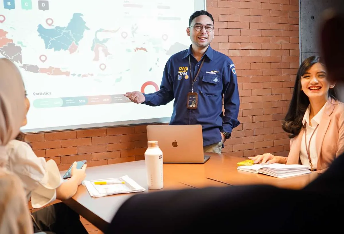 Bank Mandiri Kembali Jadi Tempat Kerja Terbaik Versi LinkedIn 2025