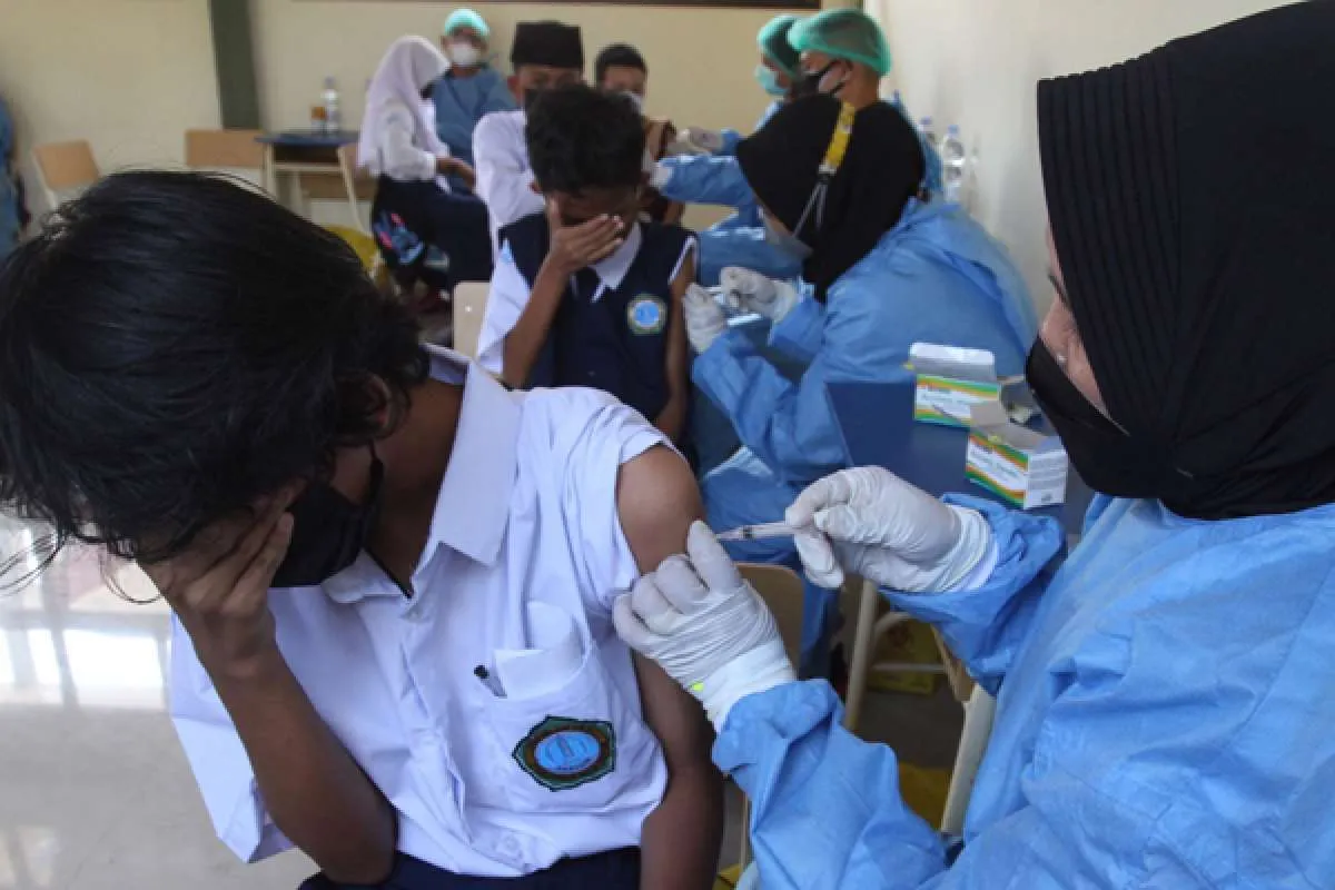 Vaksinasi Covid-19 lengkap per 6 Oktober mencapai 26% dari target