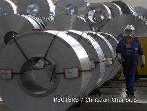 Industri manufaktur diprediksi akan tumbuh 4 % pada triwulan I 2011 