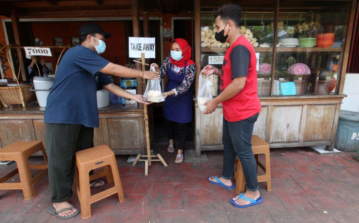Kewajiban take away makanan restoran di masa PPKM Darurat
