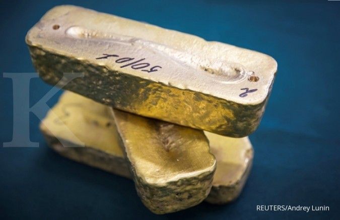 Harga emas masih melaju seiring pelemahan dollar