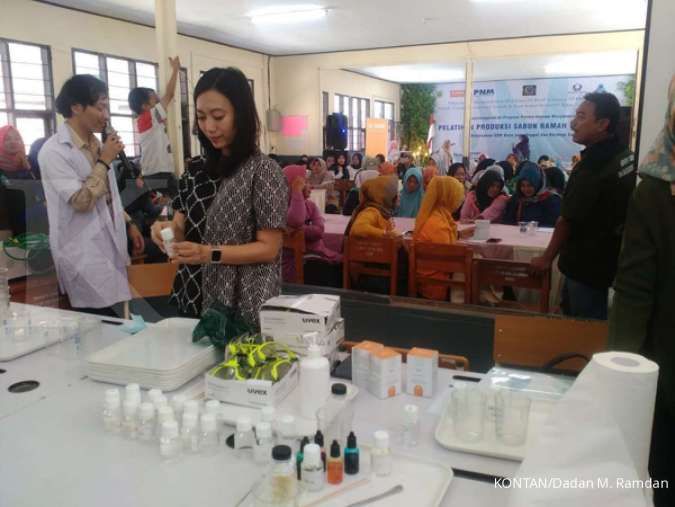 BASF Indonesia dan PNM gelar pelatihan produksi sabun di Garut