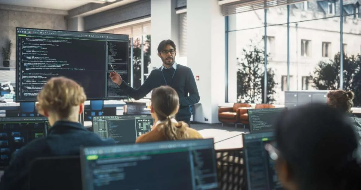 Dorong Inovasi di Pendidikan TI, Bright Corporation Jalin Kemitraan dengan Coders Lab