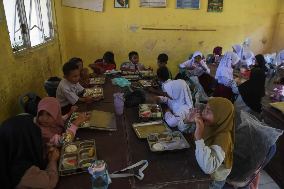 Prabowo Klaim Program MBG Banyak Disorot Pakar dari Luar Negeri