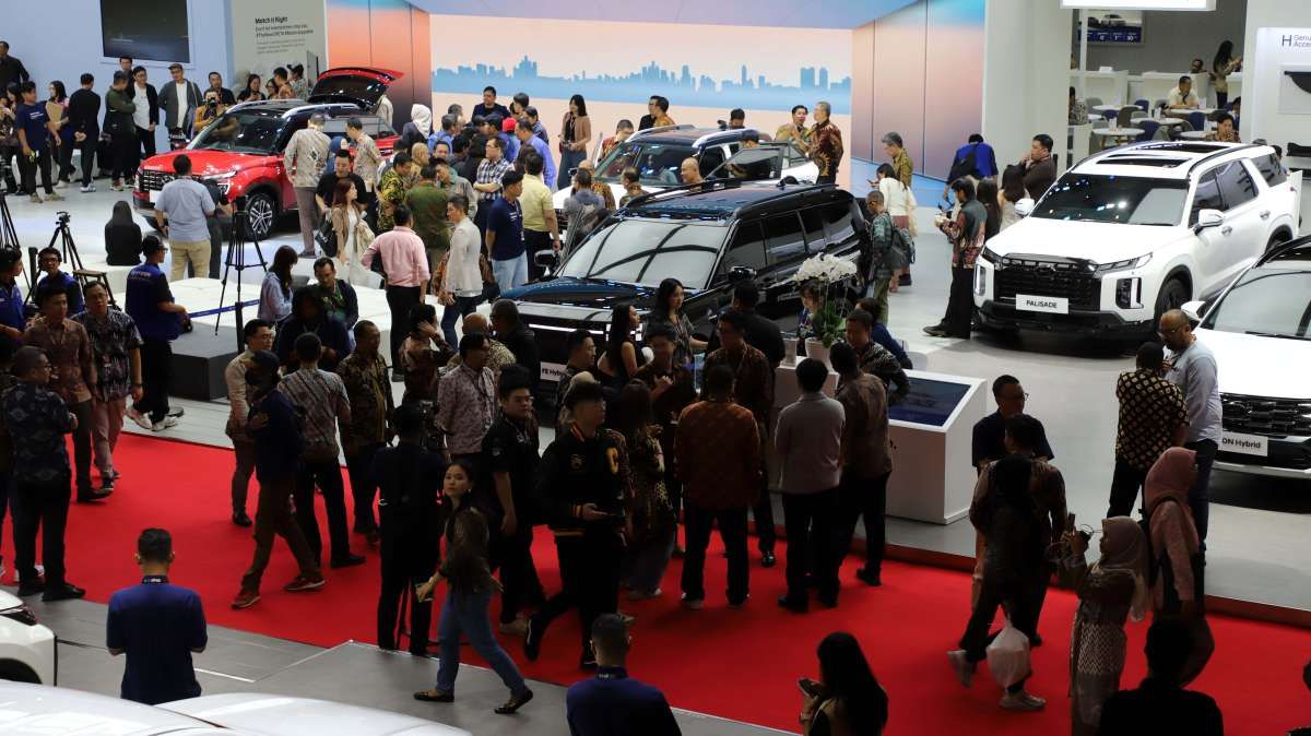 APM Beradu Kencang di IIMS 2025 dengan Merilis Mobil Baru