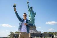 Contoh Salinan Prompt Gemini AI Bikin Foto Ala Liburan di Amerika