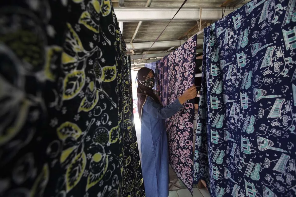 Perempuan di desa peduli gambut dorong karya fesyen berkelanjutan