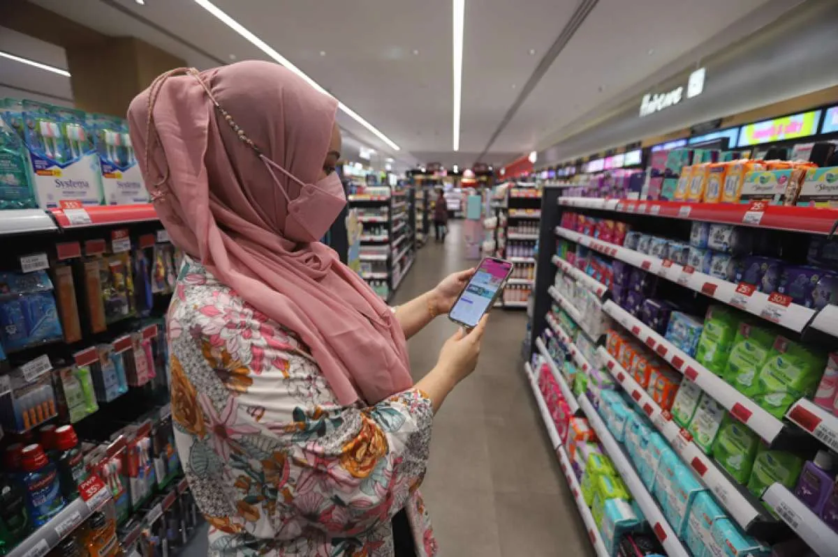 Porsi Pendapatan yang Dibelanjakan Makin Besar di Akhir Tahun 2022