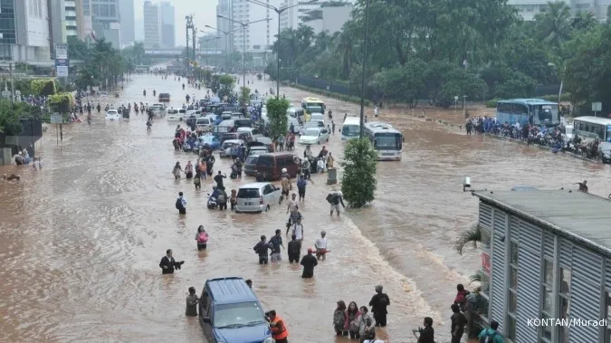 Floodwater gives way to a sea of claims