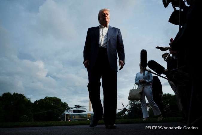 Trump Janji Pangkas Harga Obat Hingga 59%, Saham Farmasi Anjlok