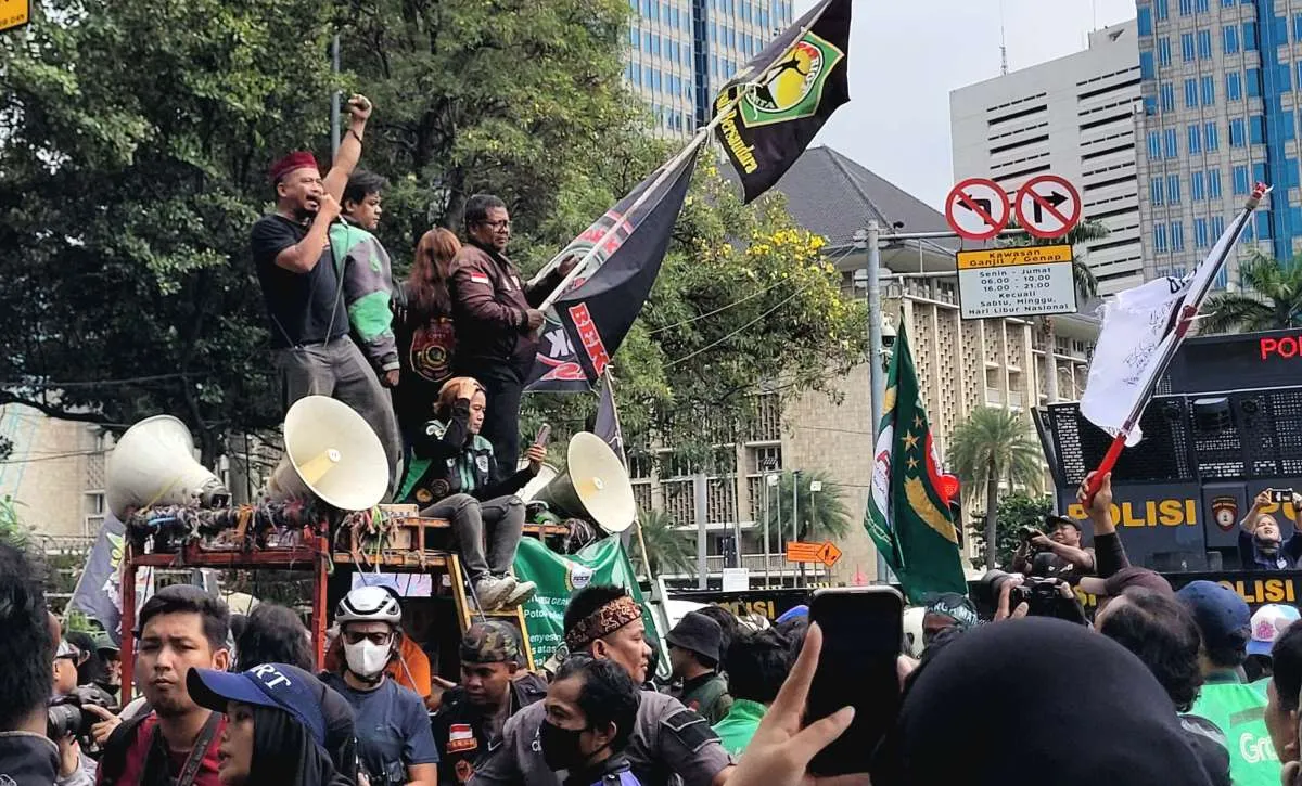 Ojol Demo di Jakarta, Tuntut Regulasi Baru dan Komisi Maksimal 10%