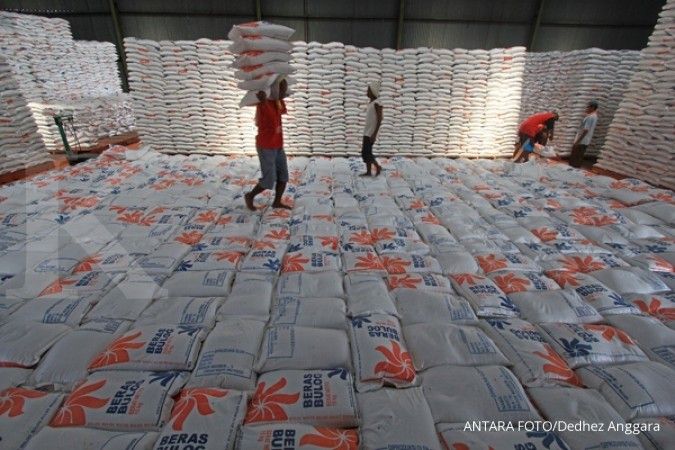 Operasi pasar, Bulog salurkan 53 ribu ton beras