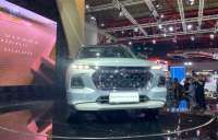 Suzuki Bidik Penjualan 1.600 Unit di GJAW 2025, Grand Vitara Jadi Andalan