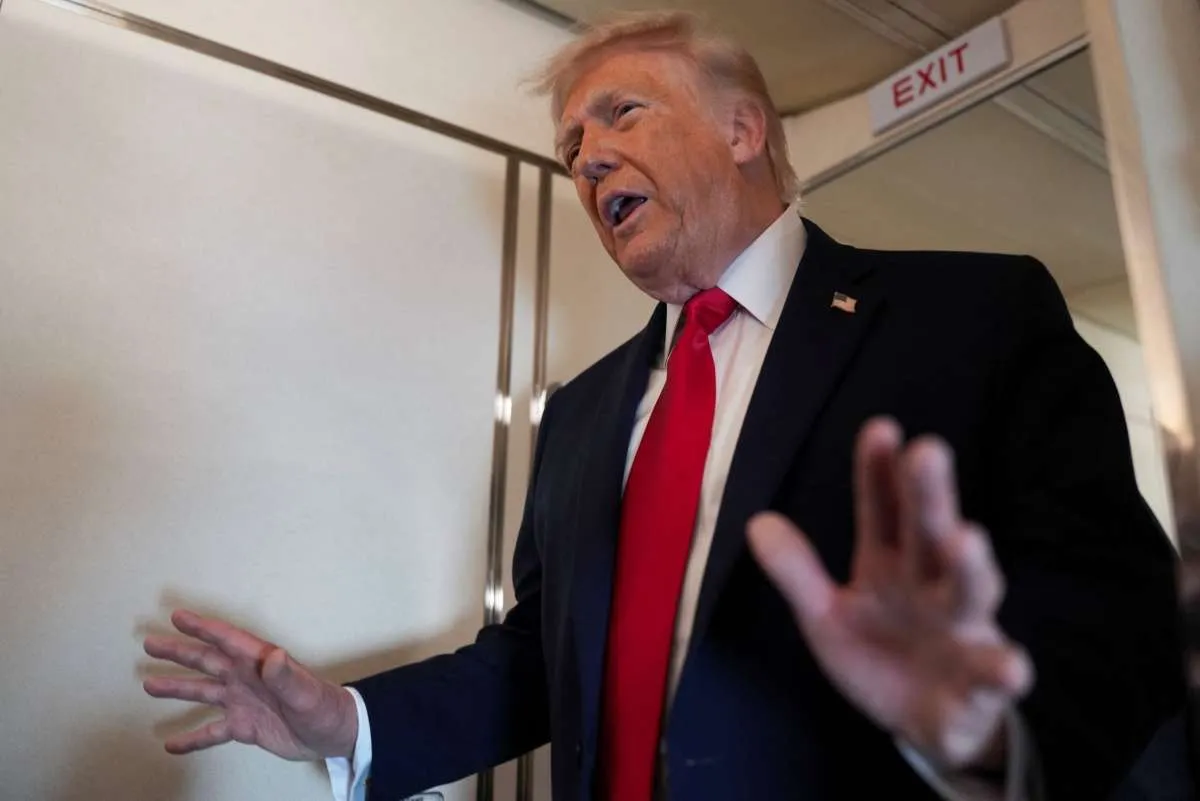 Rudal Iran Hantam Israel, Trump Turun Tangan Minta Netanyahu Tahan Diri