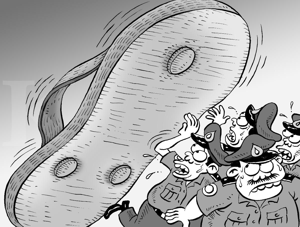 Sandal Untuk Kapolri