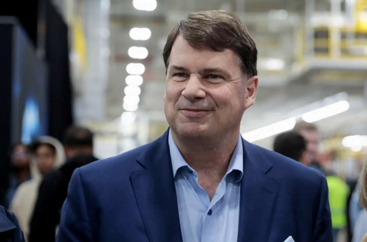 CEO Ford Jim Farley Akui Keunggulan Xiaomi SU7: Ini Apple dari China