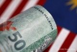 EMERGING MARKETS - Malaysian Ringgit Hits 6-Week High Ahead of Central Bank Decision