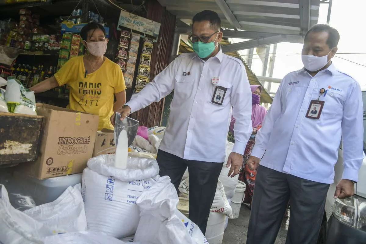 Kejar target, pengamat sarankan Bulog diberi relaksasi penyerapan gabah/beras