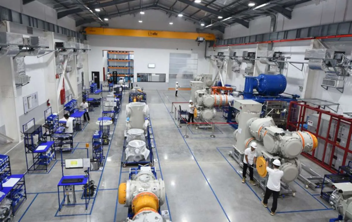 Hitachi dan ABB resmi bikin usaha patungan