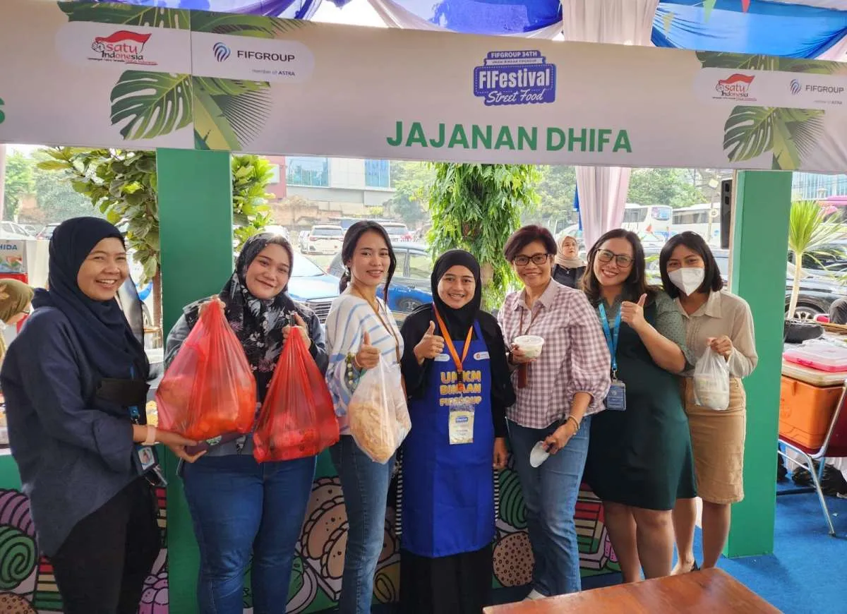 Animo Pengunjung Tinggi, Jajanan Kuliner Nusantara UMKM Binaan FIFGROUP Laris Manis