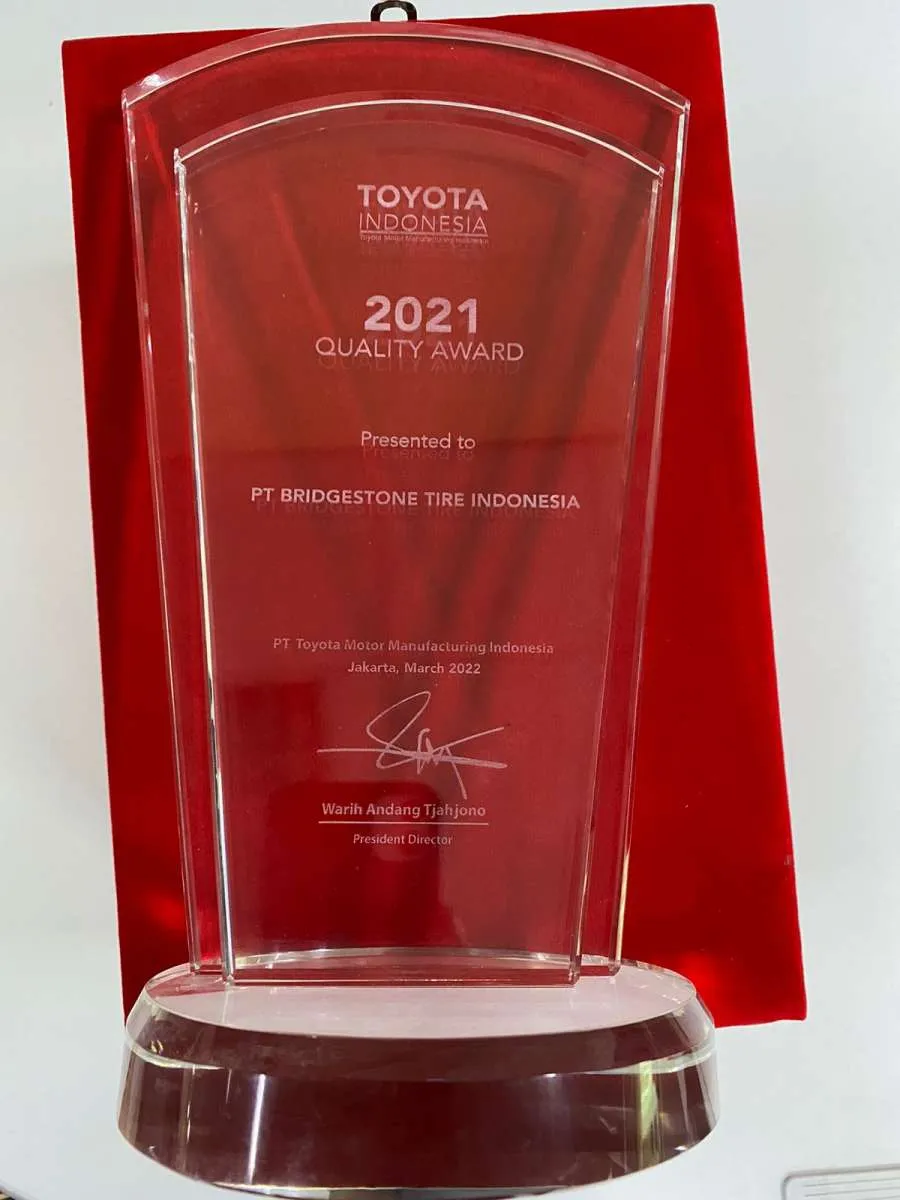 Bridgestone Indonesia Meraih Penghargaan Quality Award TMMI Suppler Covention 2022
